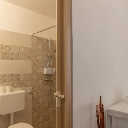 Bed & Breakfast Dimora Dei Nonni 199