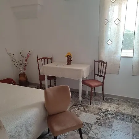 Dimora Dei Nonni 199 Отель типа 