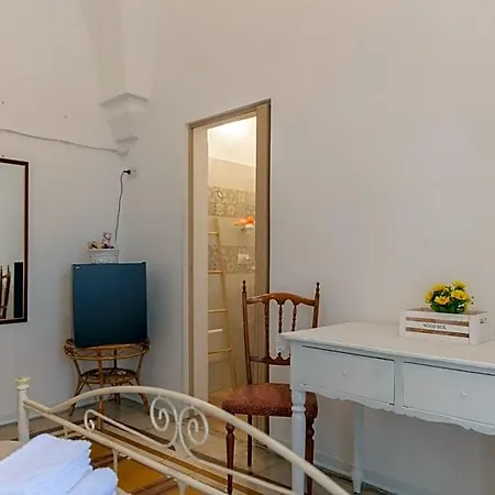 Oda ve Kahvaltı Dimora Dei Nonni 199
