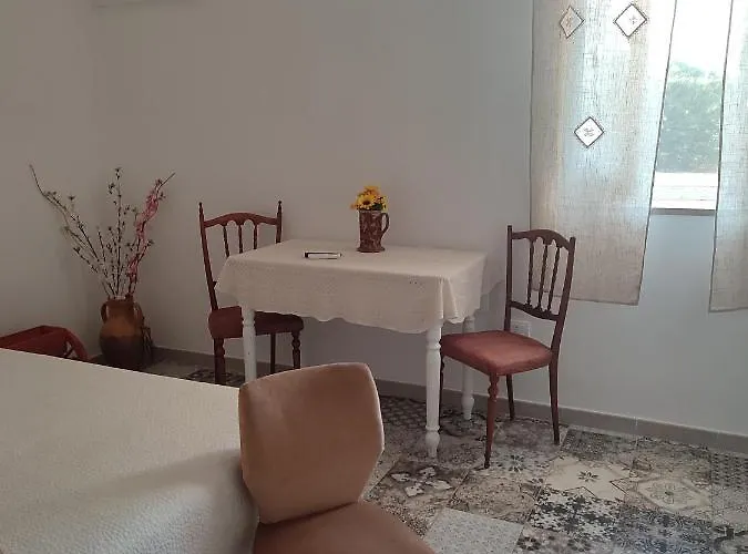Dimora Dei Nonni 199 Отель типа 